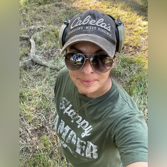 🎶Happy campers T-shirt 🎶 - Picture 5 of 17